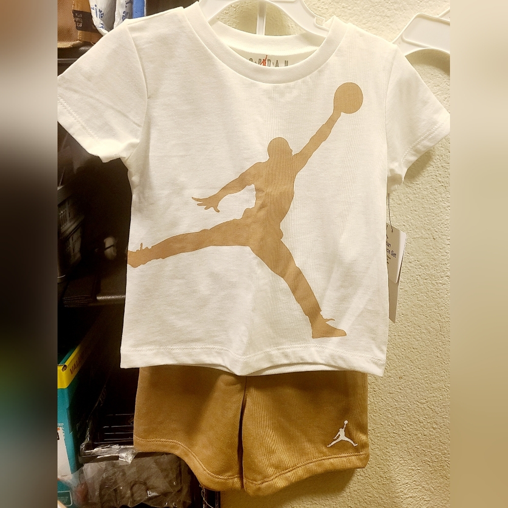 Jordan Kids' White and Brown Matching Set